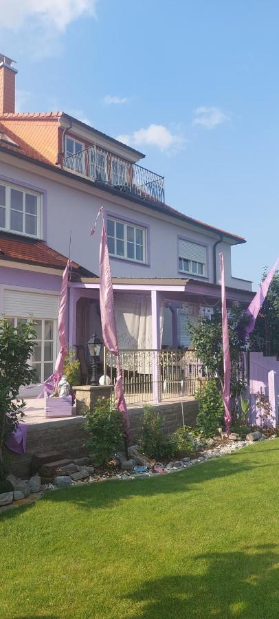 Villa Lila Sommerach Ngoại thất bức ảnh